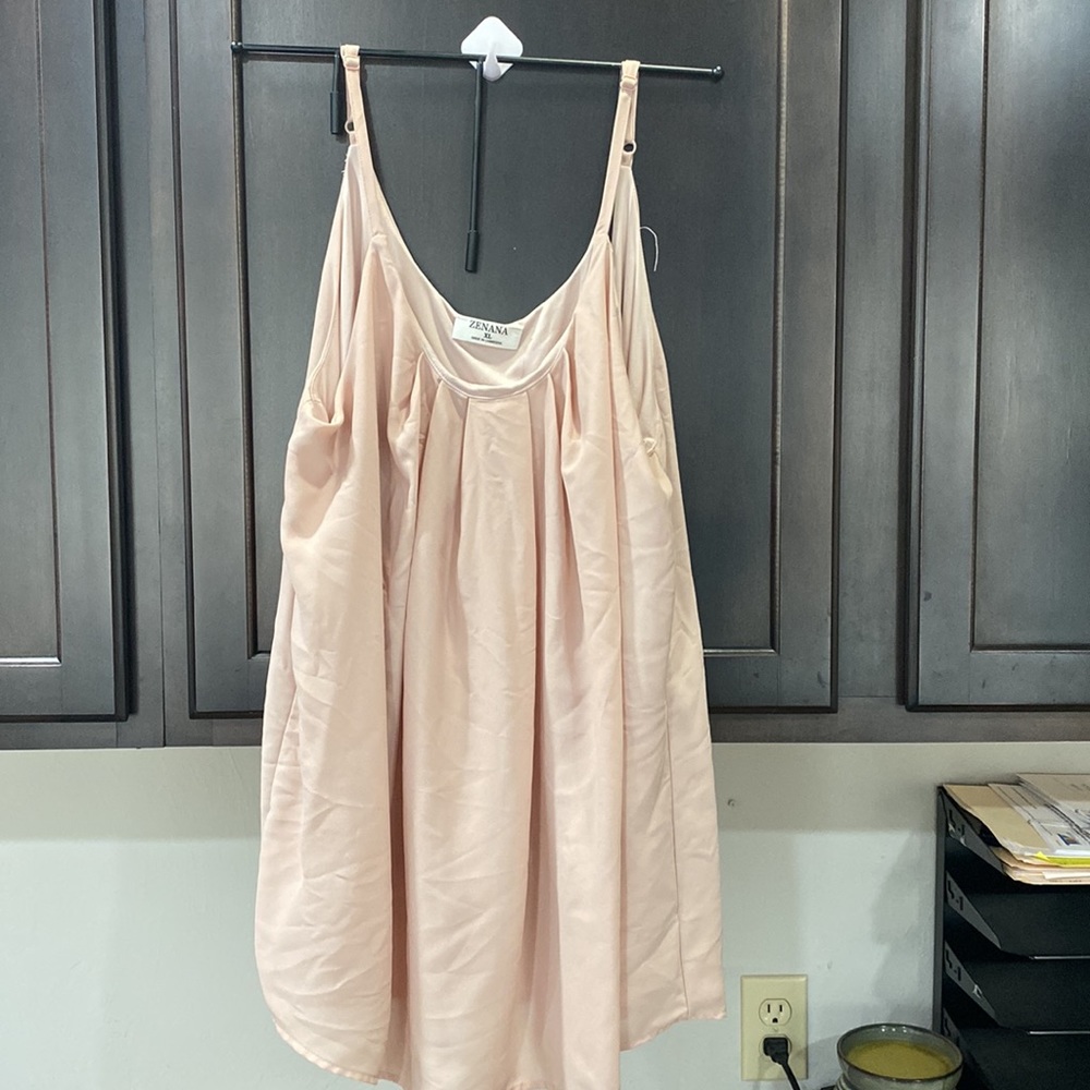 Zenana chiffon tank!! Adjustable straps